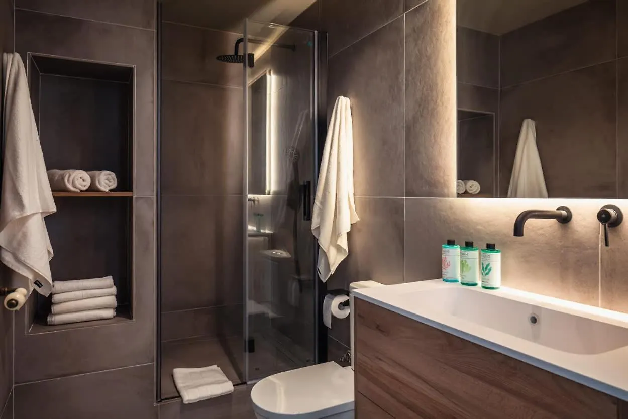 Lovely 6 Bedroom Flat In L'Eixample Barcelona Hiszpania
