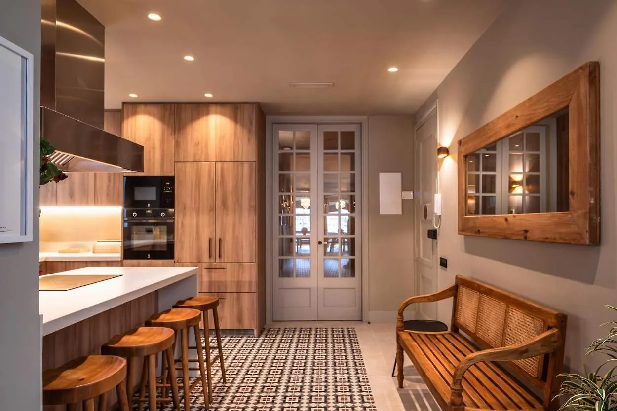 Apartament Lovely 6 Bedroom Flat In L'Eixample Barcelona